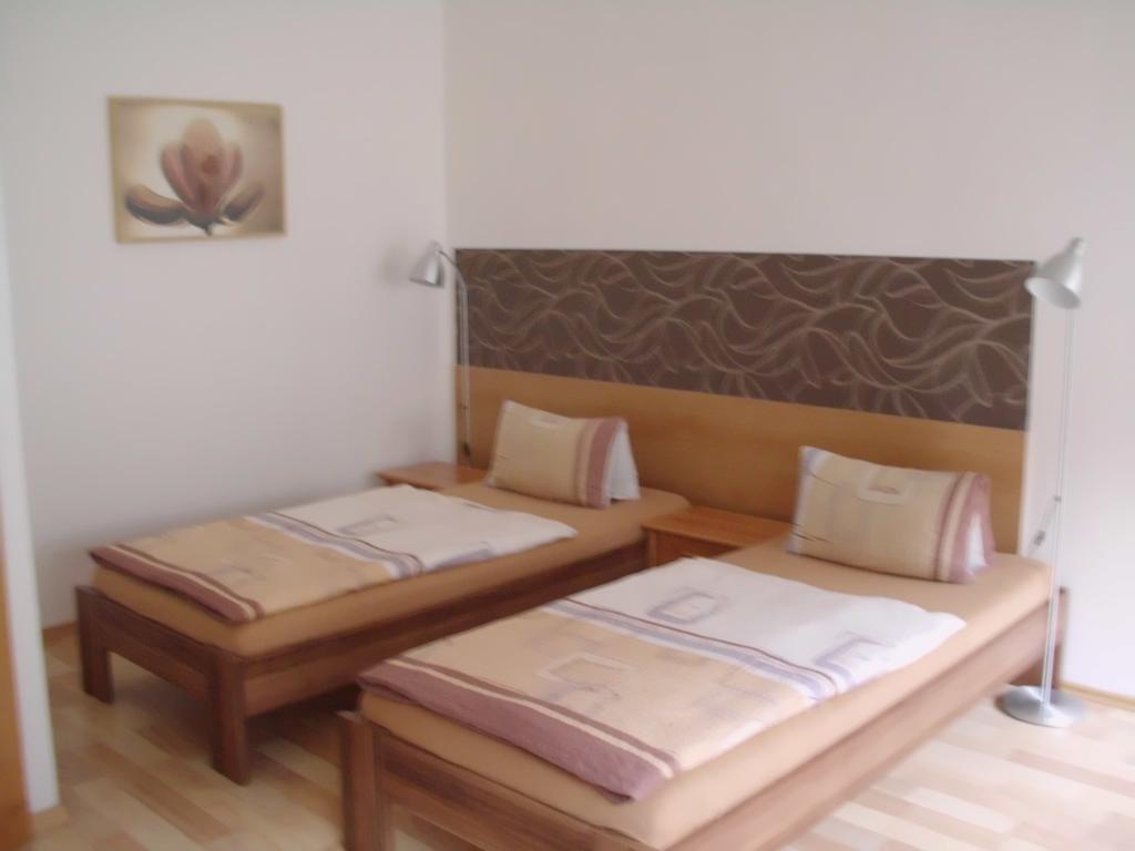 Vv Penzion Brno Room photo